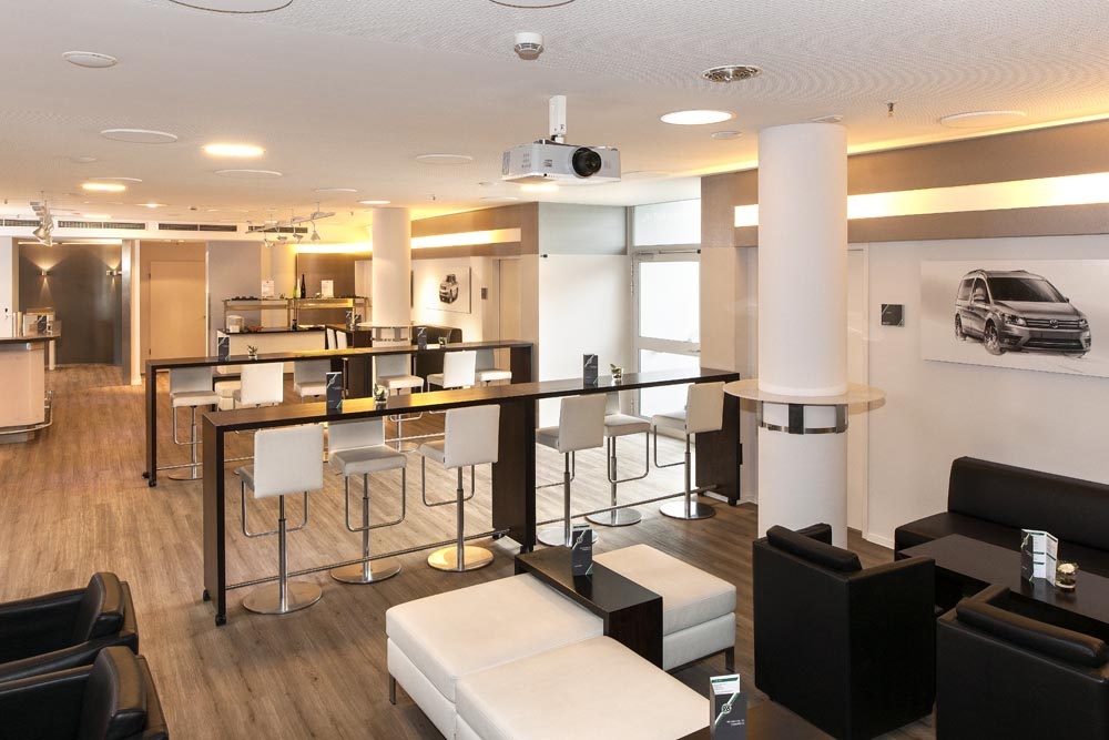 HDI Arena - Arena Lounge 6